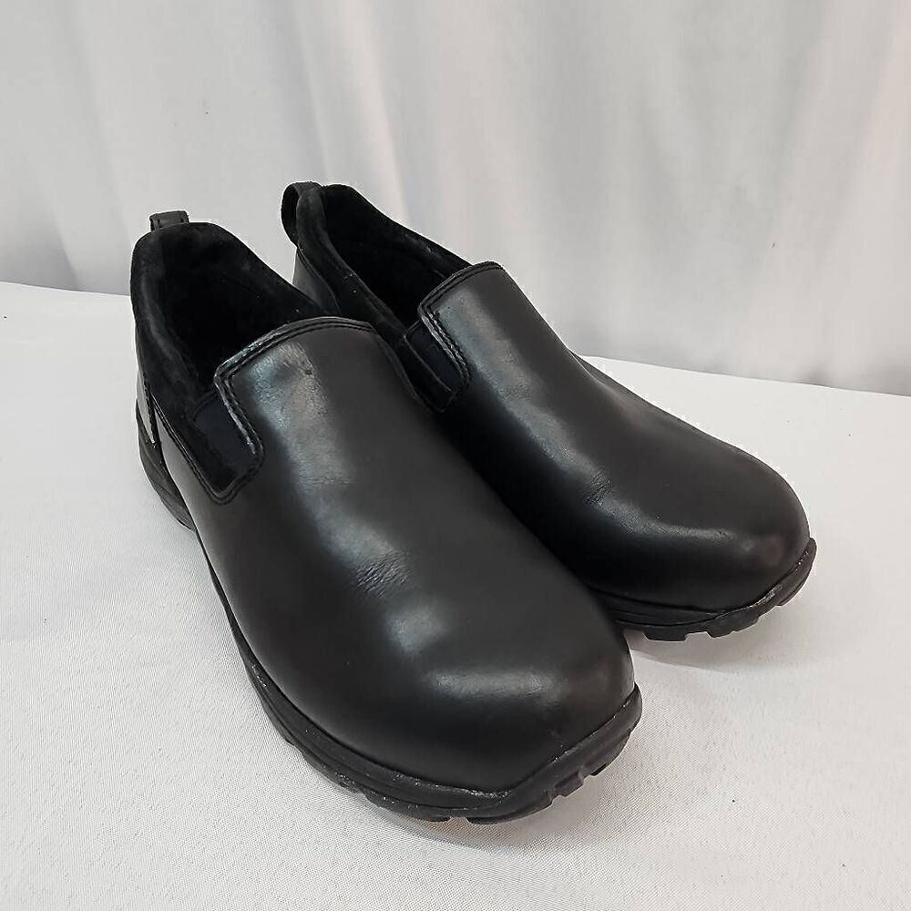 L.L. Bean Size 10.5 Men's Black Leather Round Toe Slip-on Loafers Winter Shoes